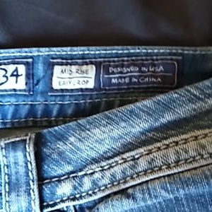 Miss me easy crop Capri